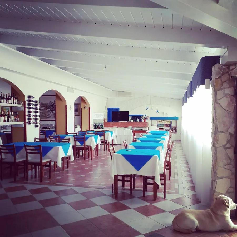 Albergo Labotte فيستَ المظهر الخارجي الصورة