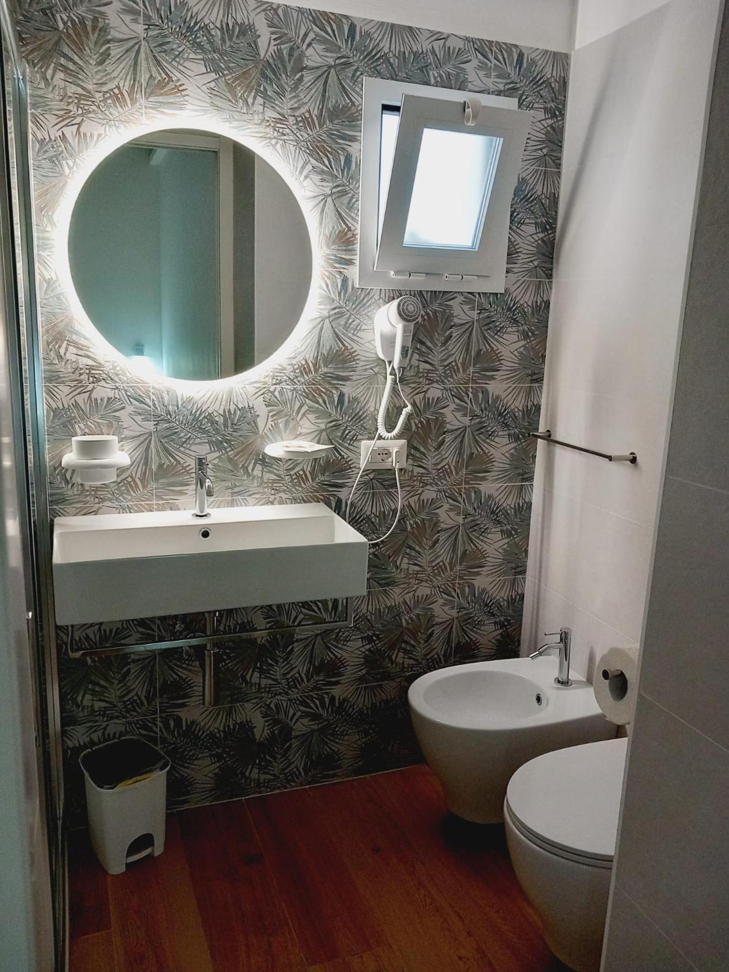 Albergo Labotte فيستَ المظهر الخارجي الصورة