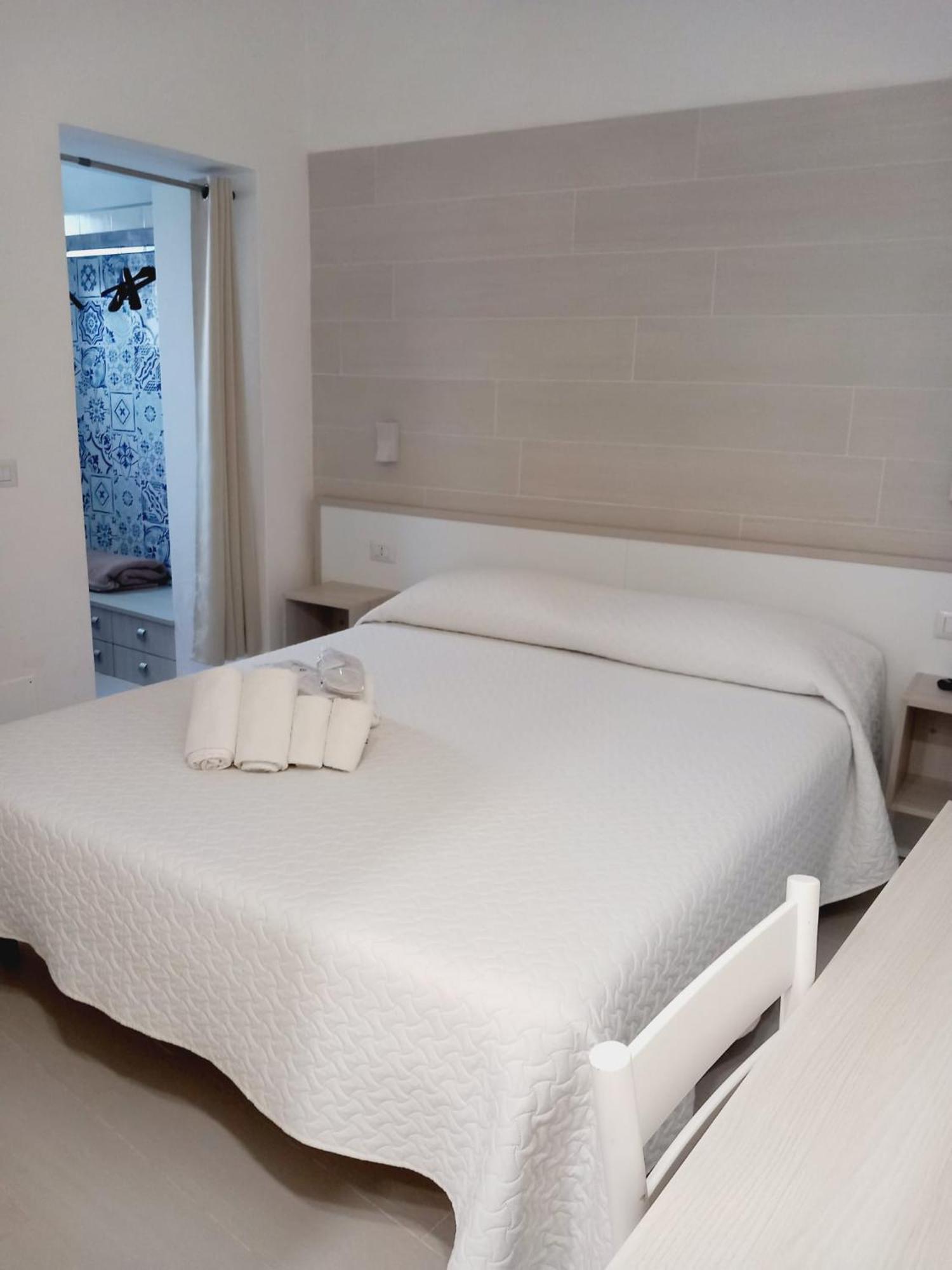 Albergo Labotte فيستَ المظهر الخارجي الصورة