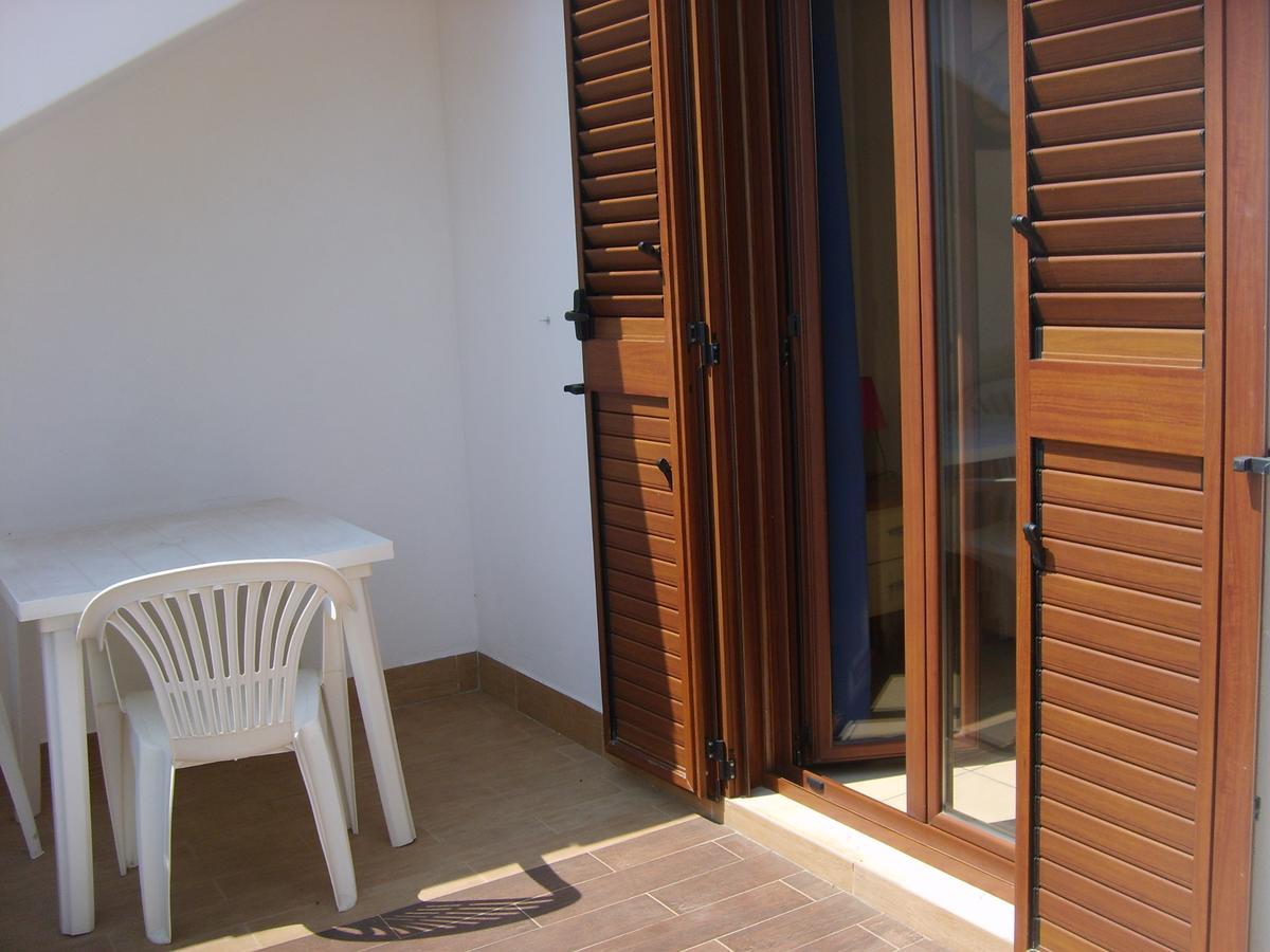 Albergo Labotte فيستَ المظهر الخارجي الصورة