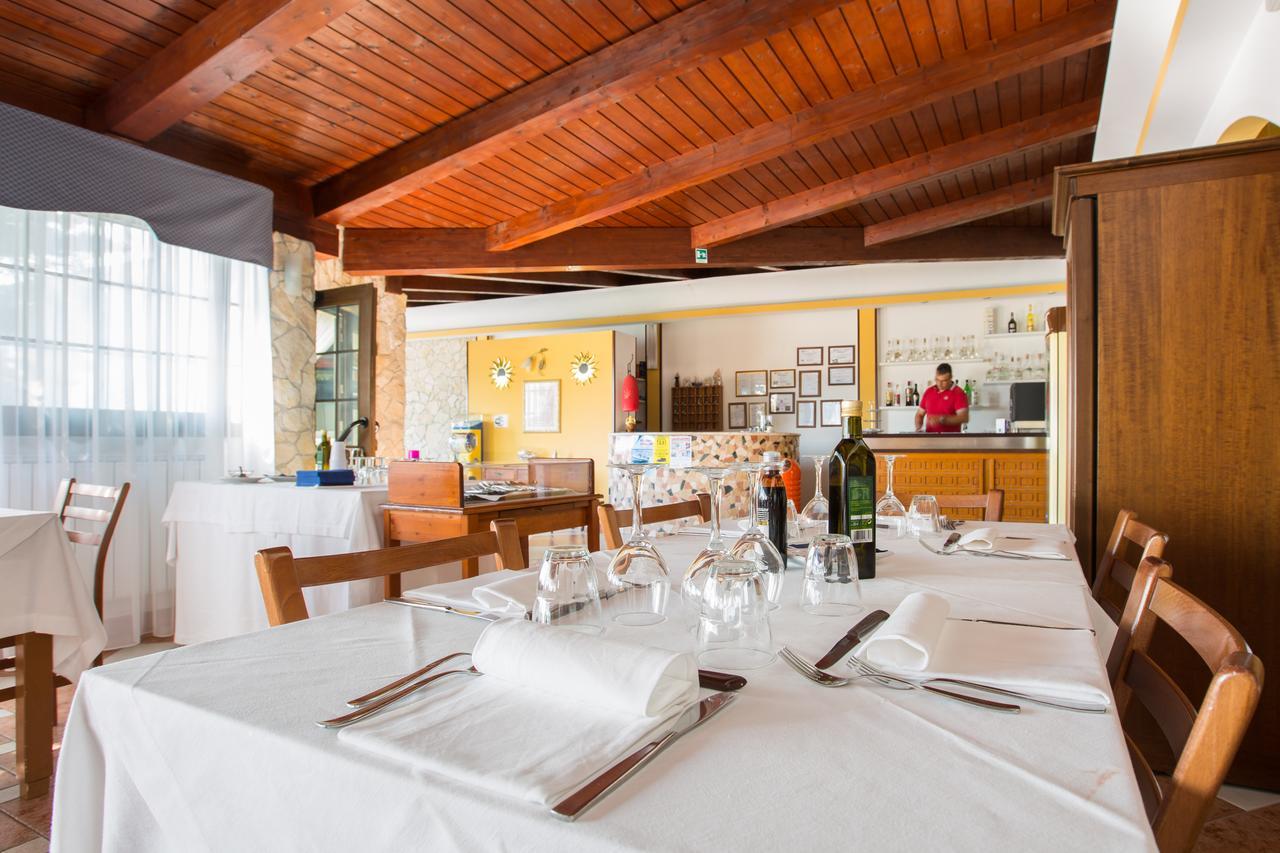 Albergo Labotte فيستَ المظهر الخارجي الصورة